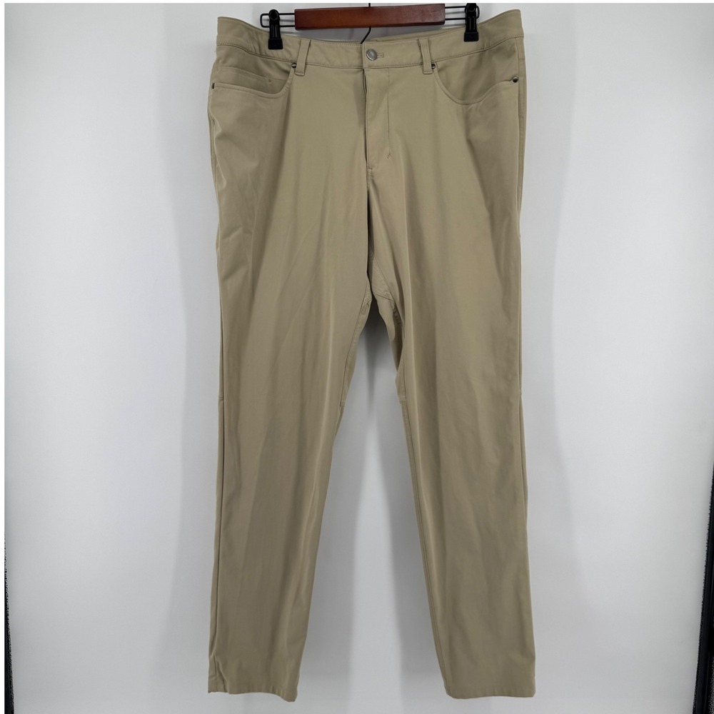 Lululemon ABC Pant Classic Men 38x32 Tan Khaki Technical Chino Trousers
